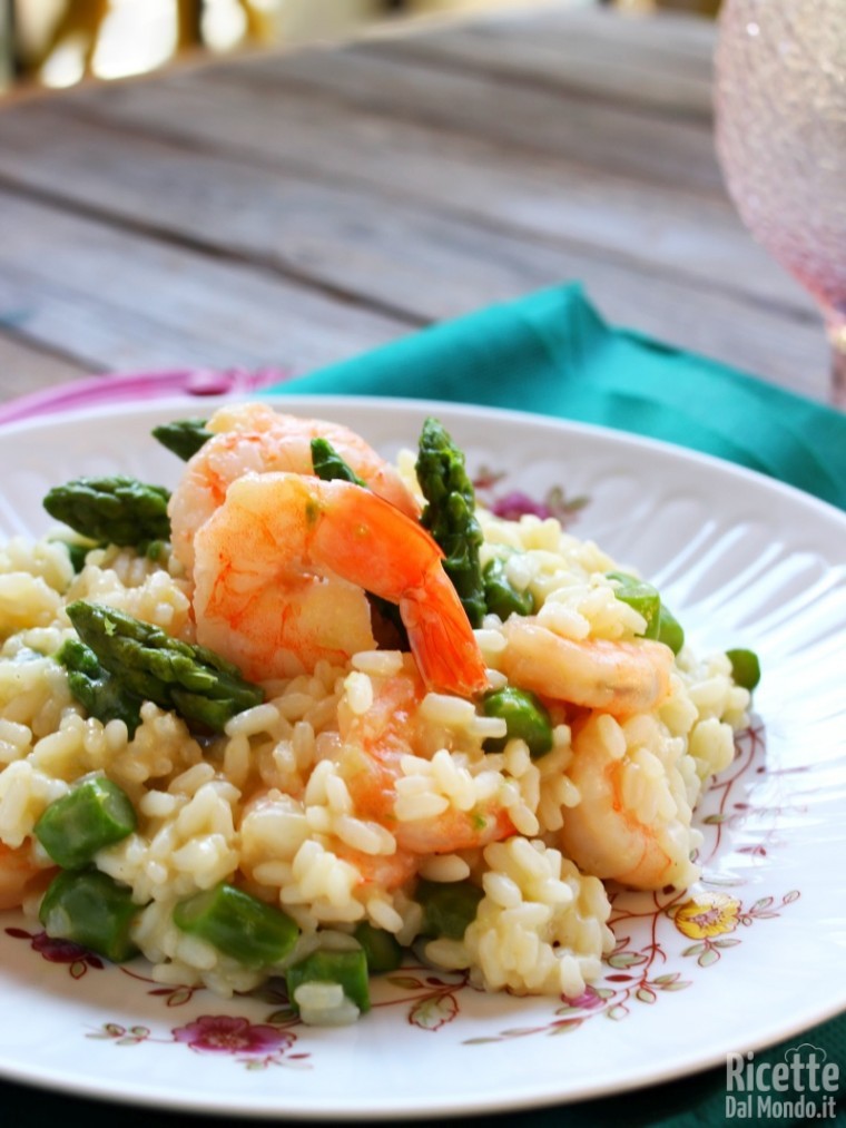 Risotto asparagi e gamberi RicetteDalMondo.it