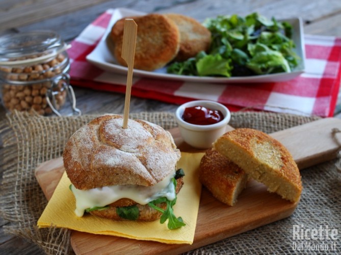 Hamburger di ceci vegetariani